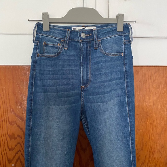 Hollister curvy ultra high-rise super skinny jeans - Picture 4 of 11